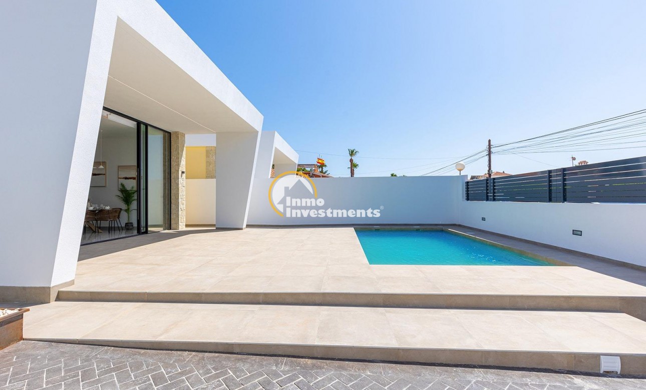 Resale - Villa - Torrevieja - Los Balcones - Los Altos del Edén
