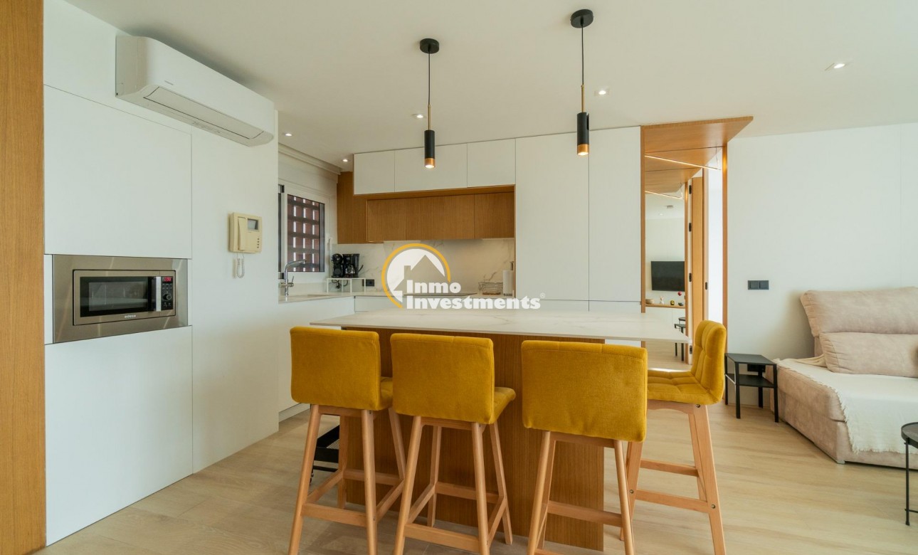 Resale - Apartment - Guardamar del Segura - puerto deportivo