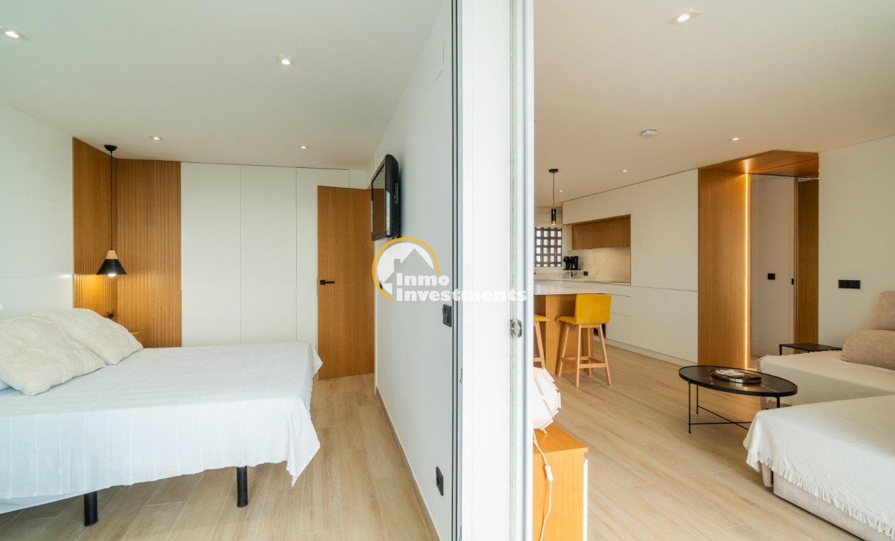 Resale - Apartment - Guardamar del Segura - puerto deportivo