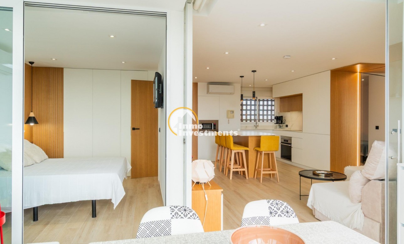 Resale - Apartment - Guardamar del Segura - puerto deportivo