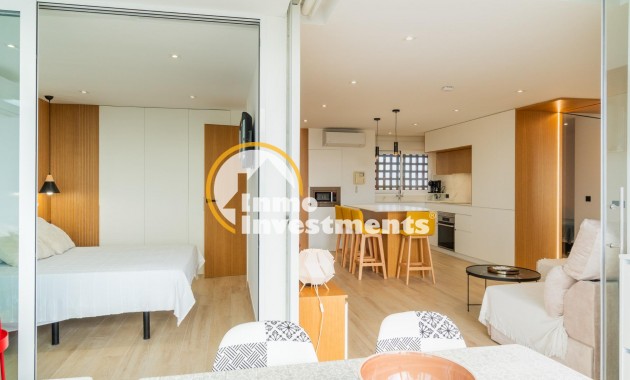 Resale - Apartment - Guardamar del Segura - puerto deportivo