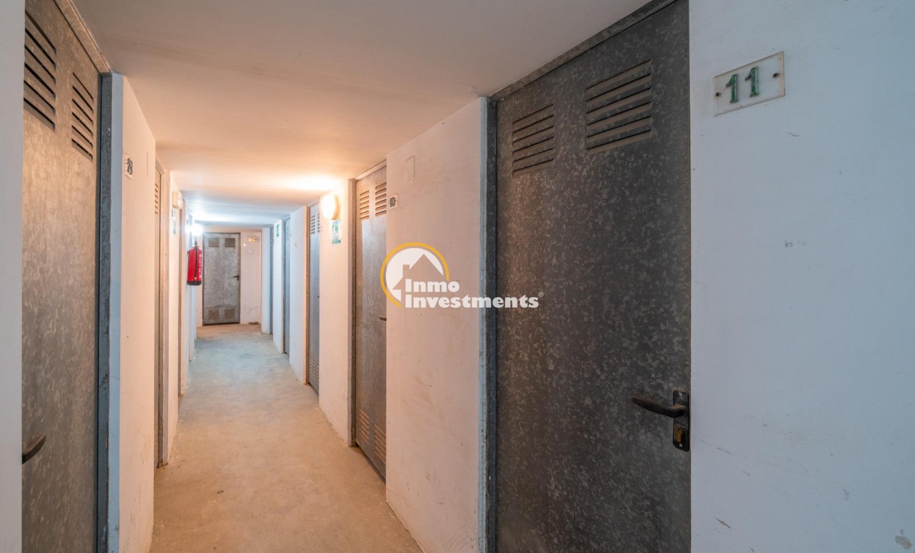 Resale - Apartment - Guardamar del Segura - puerto deportivo