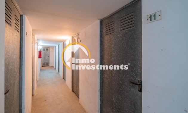 Resale - Apartment - Guardamar del Segura - puerto deportivo