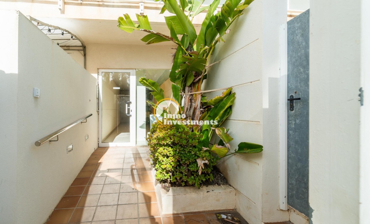 Resale - Apartment - Guardamar del Segura - puerto deportivo