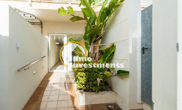 Resale - Apartment - Guardamar del Segura - puerto deportivo