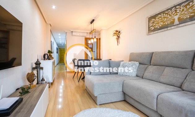 Reventa - Apartamento - Los Montesinos - Los montesinos