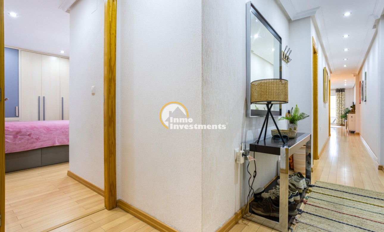 Reventa - Apartamento - Los Montesinos - Los montesinos