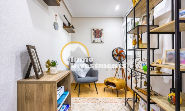 Reventa - Apartamento - Los Montesinos - Los montesinos