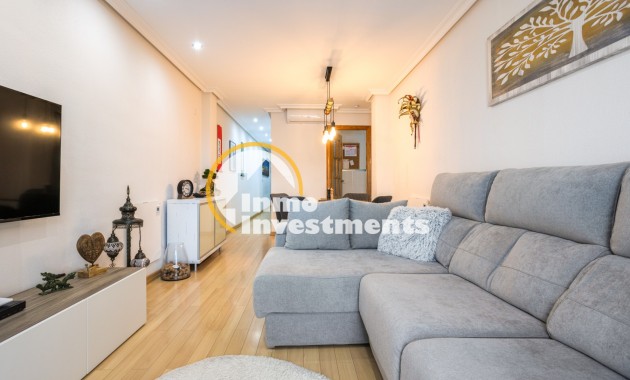 Reventa - Apartamento - Los Montesinos - Los montesinos