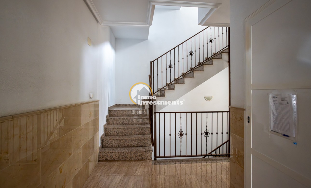 Reventa - Apartamento - Los Montesinos - Los montesinos