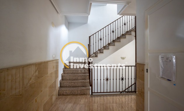 Reventa - Apartamento - Los Montesinos - Los montesinos