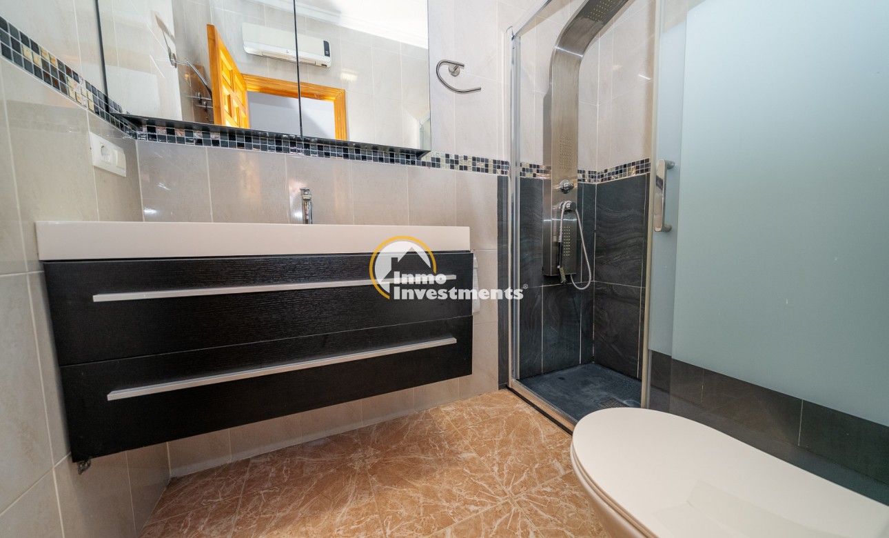 Bestaande bouw - Villa - La Marina