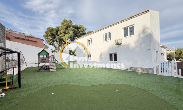 Resale - Villa - Villamartin - Las Filipinas