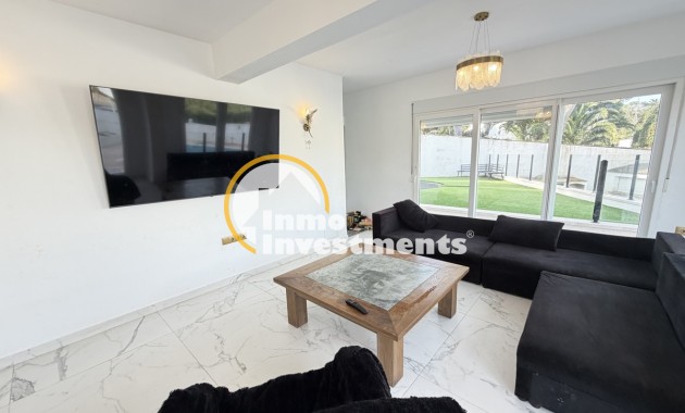 Resale - Villa - Villamartin - Las Filipinas