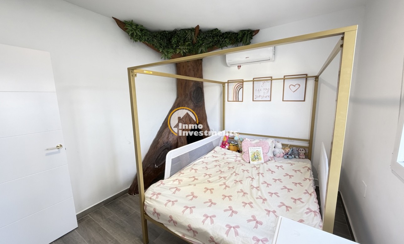 Resale - Villa - Villamartin - Las Filipinas