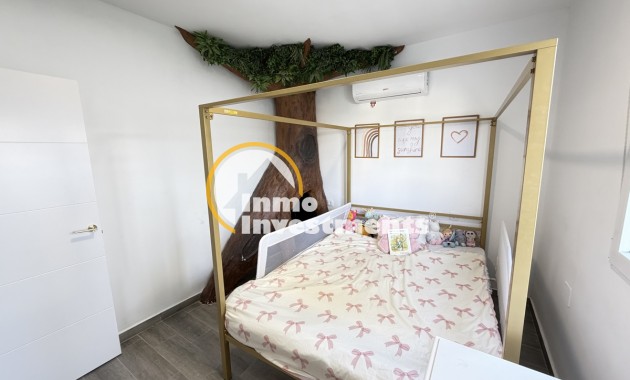 Resale - Villa - Villamartin - Las Filipinas