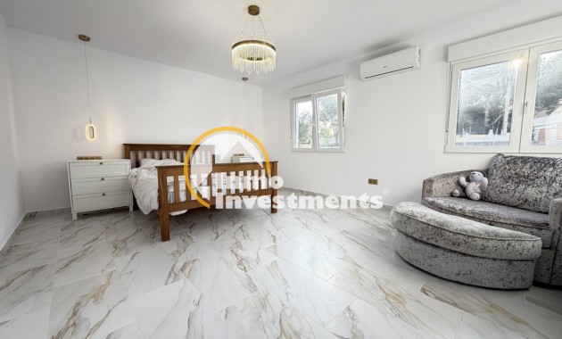 Resale - Villa - Villamartin - Las Filipinas