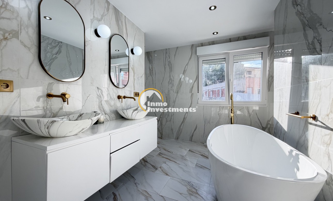 Resale - Villa - Villamartin - Las Filipinas