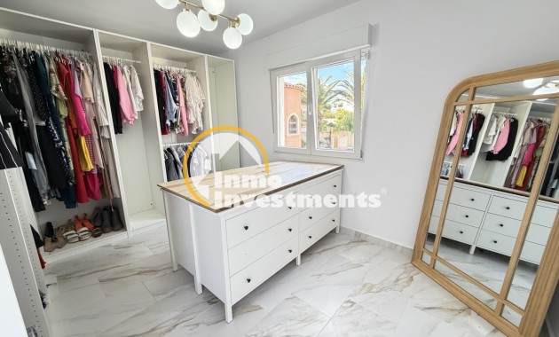 Resale - Villa - Villamartin - Las Filipinas