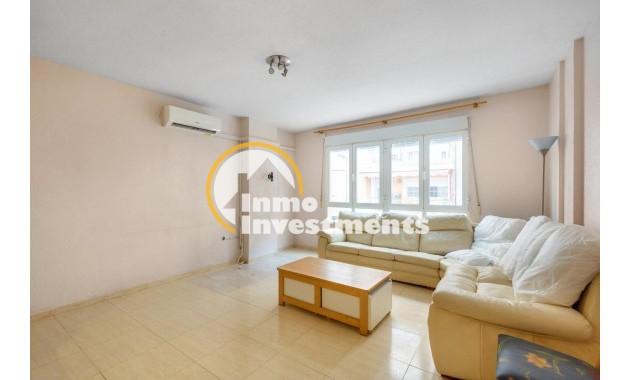 Gebrauchtimmobilien - Apartment - Torrevieja - Centro - Muelle Pesquero