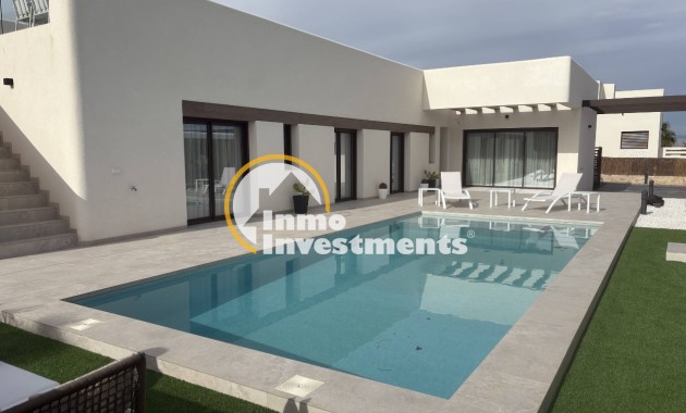 Resale - Villa - Algorfa