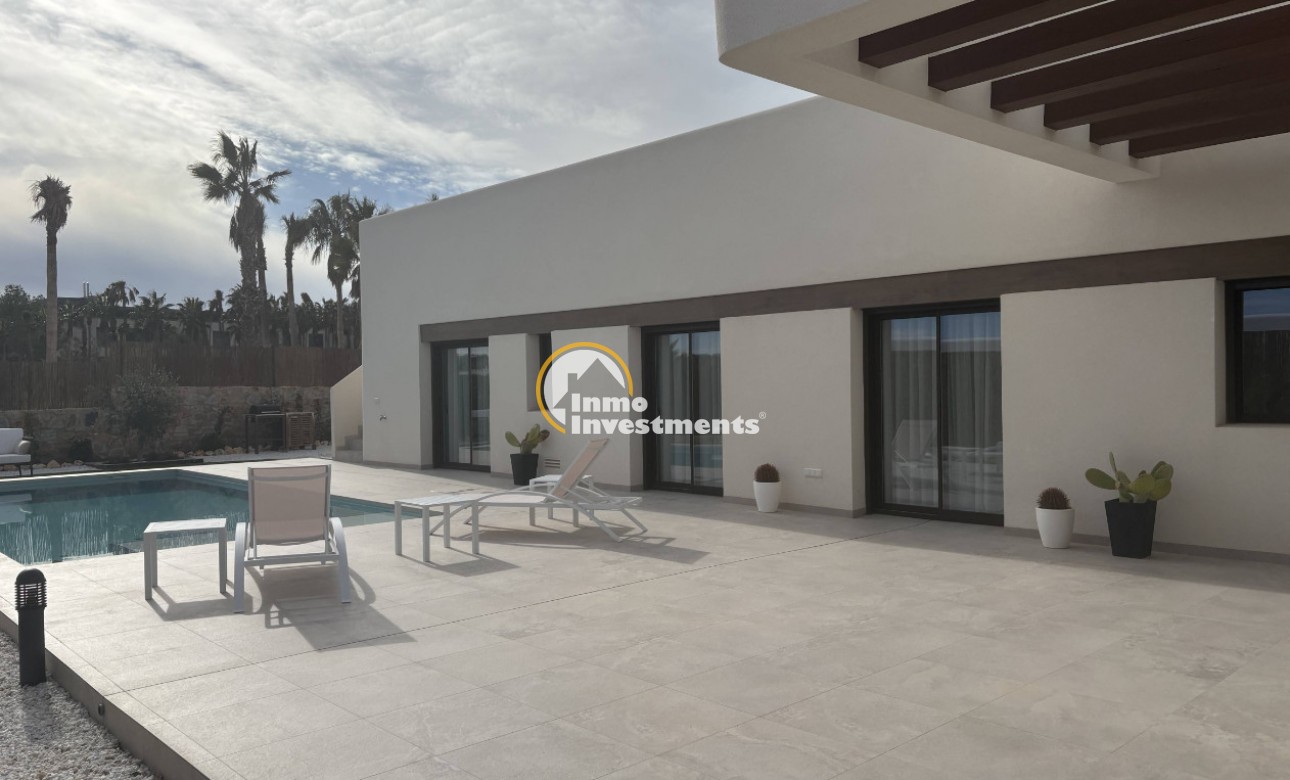 Resale - Villa - Algorfa