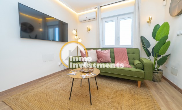 Resale - Apartment - Ciudad Quesada