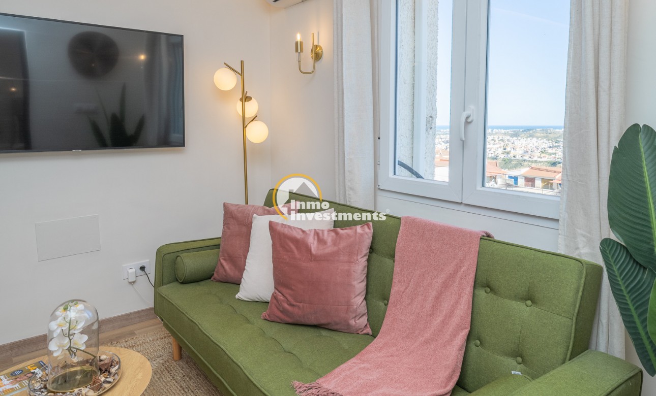 Resale - Apartment - Ciudad Quesada