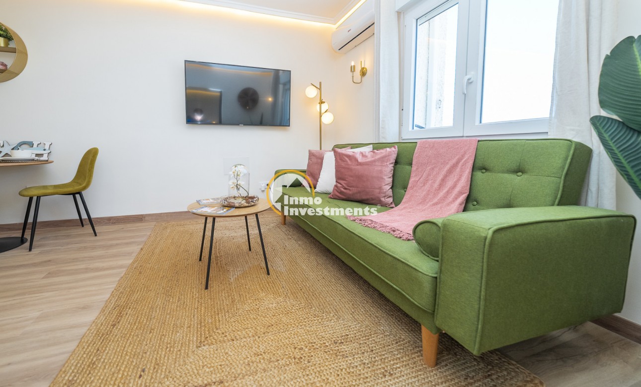 Resale - Apartment - Ciudad Quesada