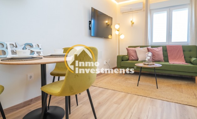 Resale - Apartment - Ciudad Quesada