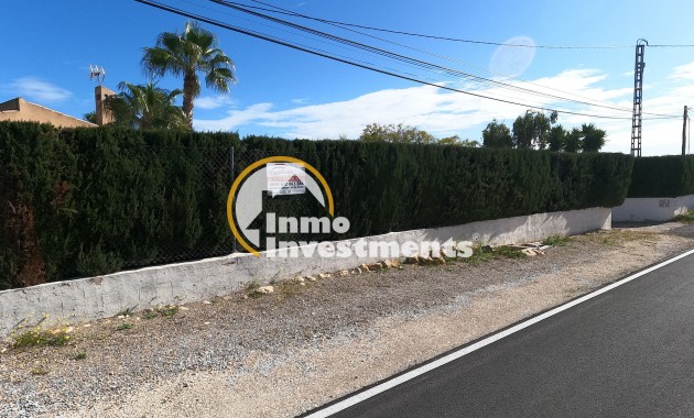 Resale - Villa - Albatera