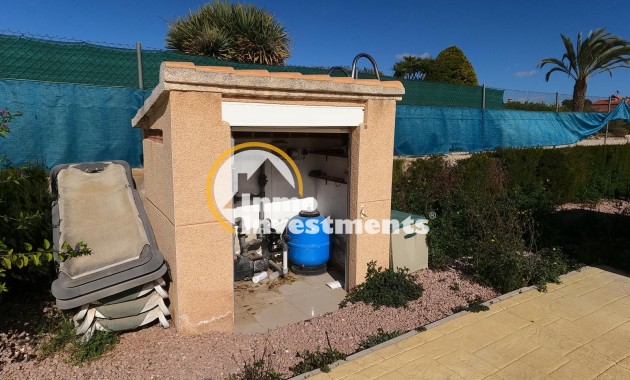 Resale - Villa - Albatera