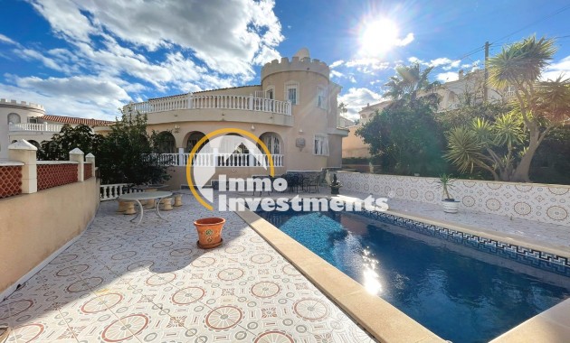 Resale - Villa - Ciudad Quesada