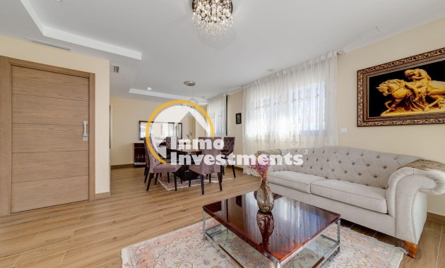 Gebrauchtimmobilien - Villa - Torrevieja - Los Balcones