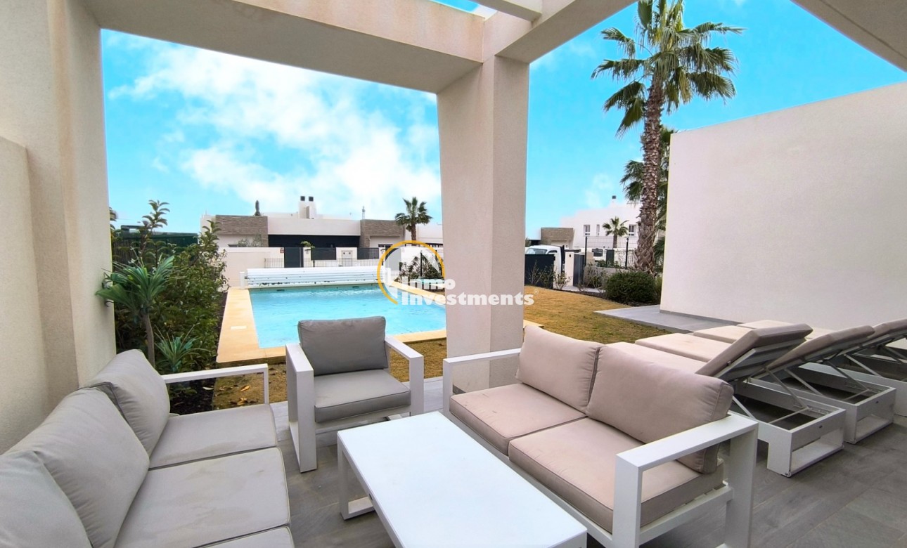 Resale - Villa - Algorfa - La Finca