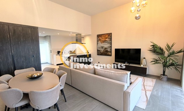 Resale - Villa - Algorfa - La Finca