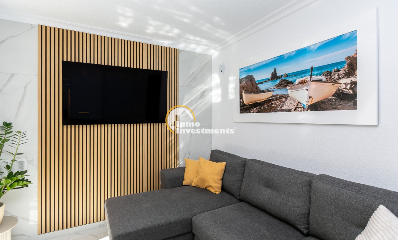 Resale - Apartment - La Mata