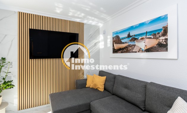 Resale - Apartment - La Mata