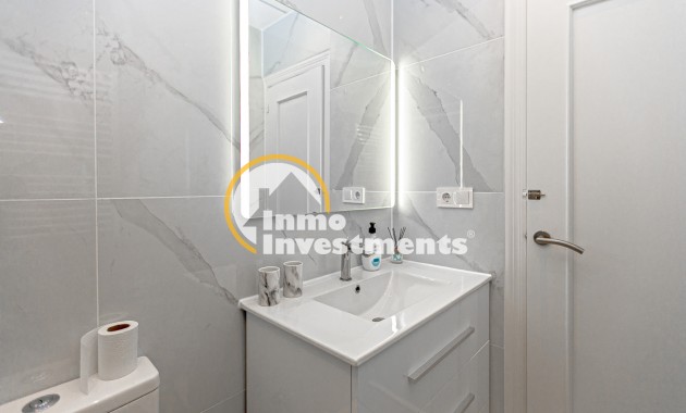 Resale - Apartment - La Mata