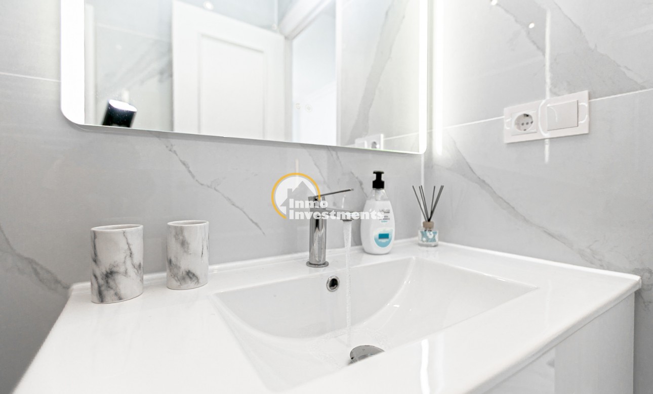 Resale - Apartment - La Mata