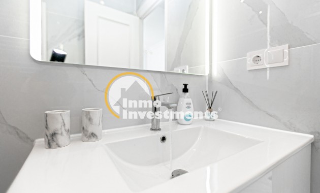 Resale - Apartment - La Mata