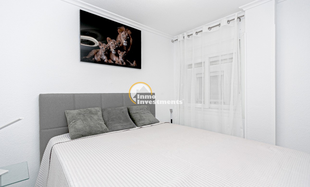 Resale - Apartment - La Mata