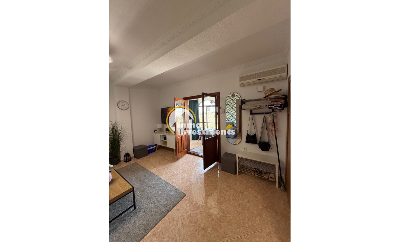 Resale - Apartment - Torrevieja - La Mata