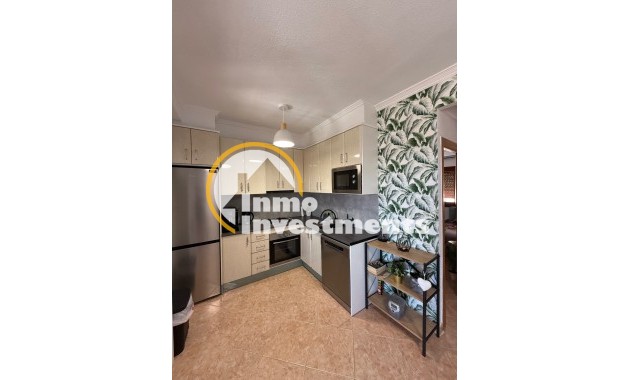 Resale - Apartment - Torrevieja - La Mata