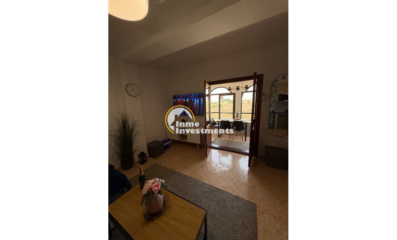 Resale - Apartment - Torrevieja - La Mata