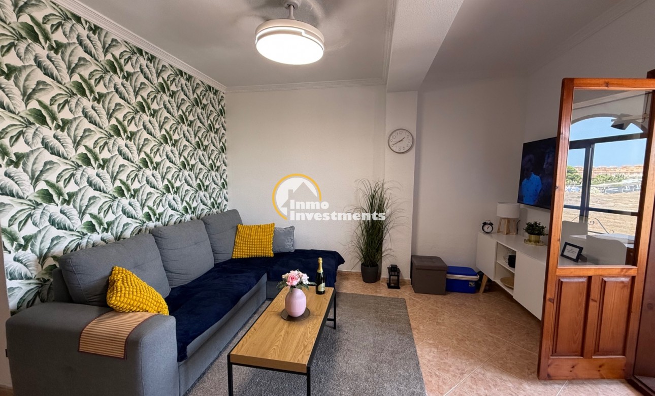 Resale - Apartment - Torrevieja - La Mata