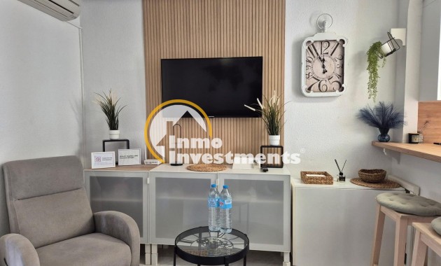 Resale - Studio  - Torrevieja - La Mata