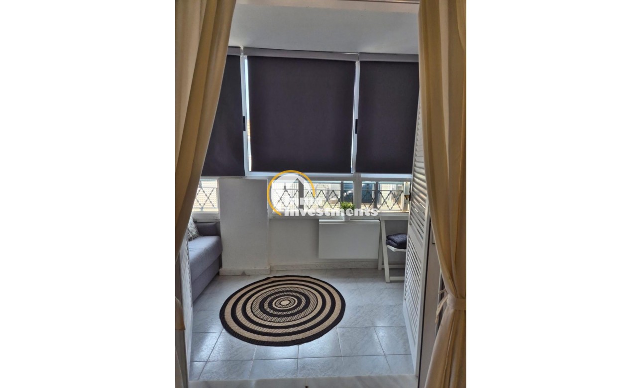 Resale - Studio  - Torrevieja - La Mata