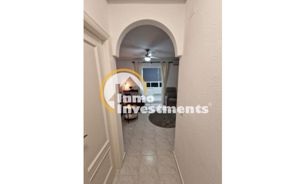 Resale - Studio  - Torrevieja - La Mata