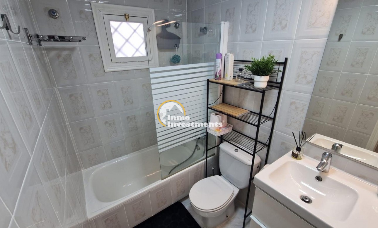 Resale - Studio  - Torrevieja - La Mata